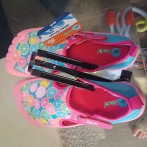 Girls water shoes!